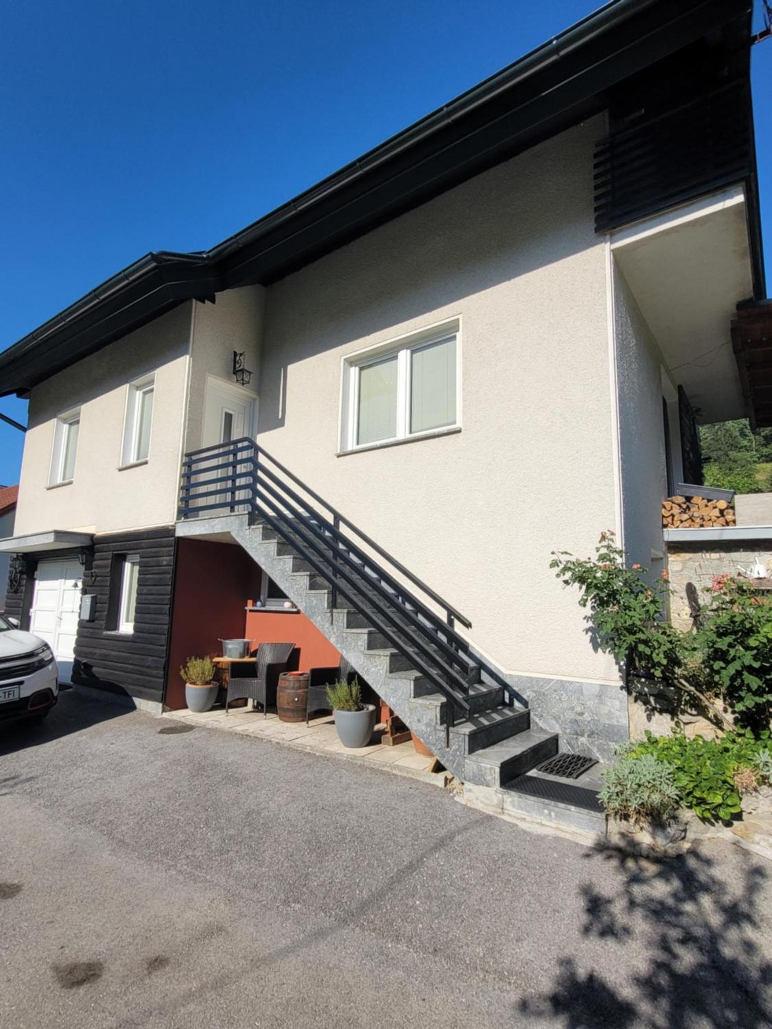 Holiday Home Na Vasi Gorenja Vas  Kültér fotó